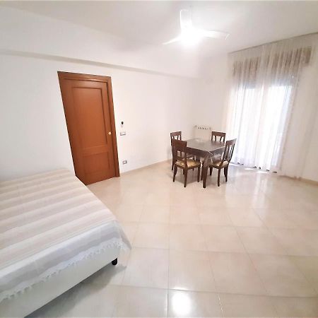 Terra E Mare Apartment Соренто Екстериор снимка